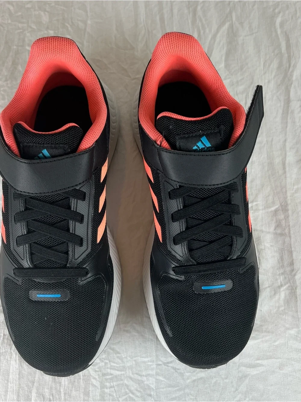 Adidas Runfalcon 2.0 Youth sz2.5 Black&Coral Sneakers Adjustable Velcro Strap